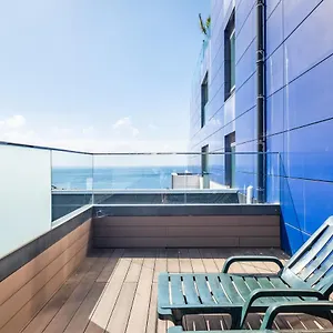 https://funchal-casino-view-luxury-apartment-big-balcony-free.madeira-islandshotels.com